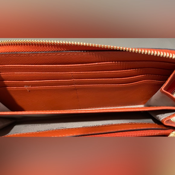 Michael Kors Long Zip-Around Wallet - Picture 6 of 6